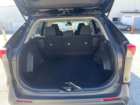 Used 2025 Toyota RAV4 LE image 30