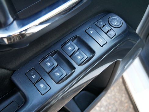 Used 2018 GMC Sierra 1500 SLT image 12