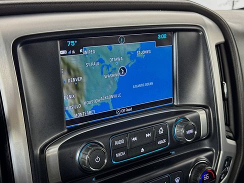 Used 2018 GMC Sierra 1500 SLT AWD/4WD image 9