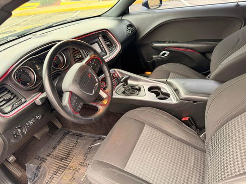 Used 2016 Dodge Challenger SXT w/ Cold Weather Group image 26