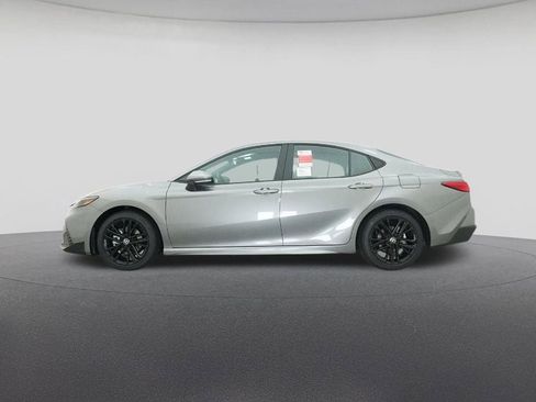 New 2026 Toyota Camry SE image 19