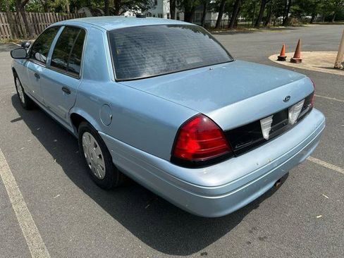 Used 2011 Ford Crown Victoria Police Interceptor image 4