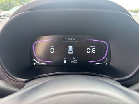 Used 2025 Kia Soul LX w/ LX Technology Package image 38