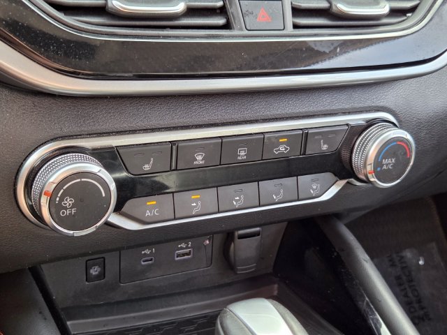 Used 2024 Nissan Altima 2.5 SR w/ SR Premium Package FWD image 20