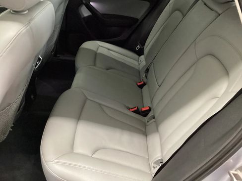 Used 2017 Audi Q3 2.0T Premium Plus w/ Premium Plus Package AWD/4WD image 8