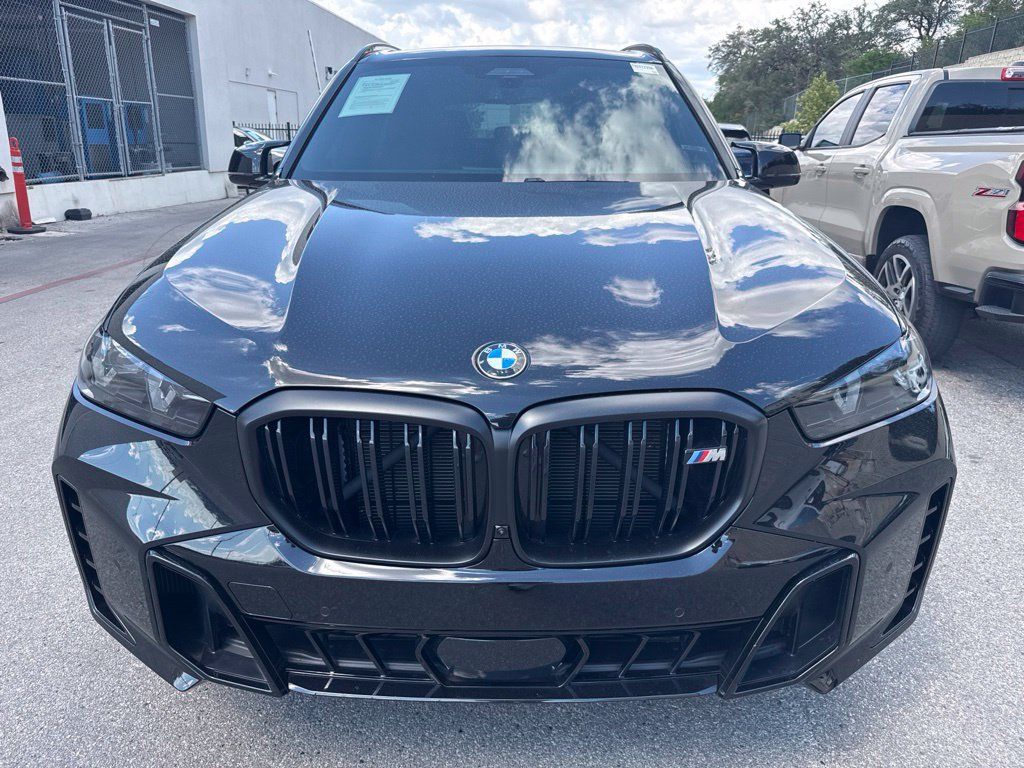 Certified 2026 BMW X5 M60i AWD/4WD image 2