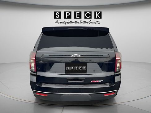 Used 2024 Chevrolet Suburban RST w/ Luxury Package AWD/4WD image 4