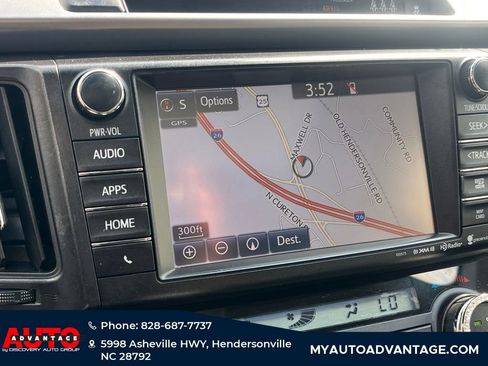 Used 2018 Toyota RAV4 Limited image 10