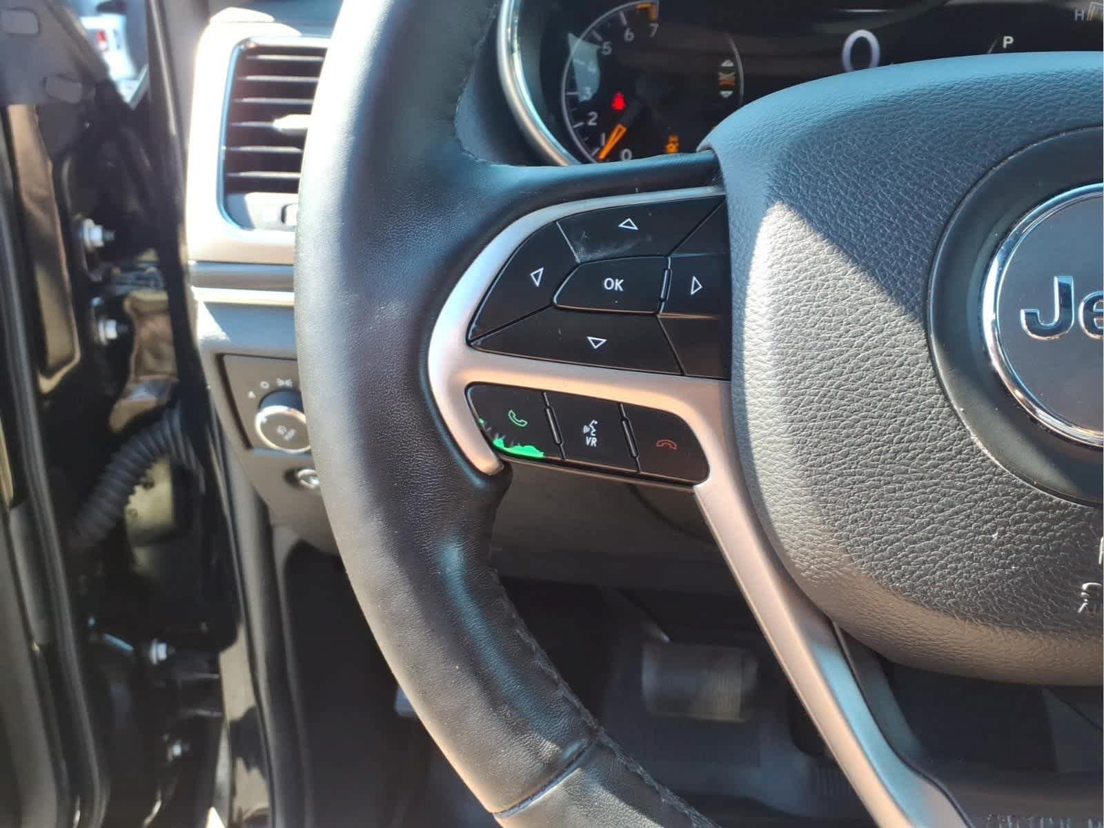 Used 2021 Jeep Grand Cherokee Limited AWD/4WD image 27