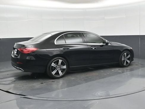 Used 2022 Mercedes-Benz C 300 Sedan image 3