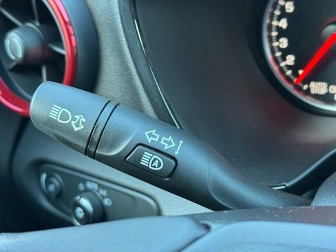 Certified 2021 Chevrolet Blazer RS AWD/4WD image 28