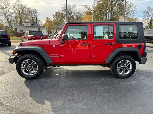 Used 2010 Jeep Wrangler Unlimited Sport w/ Trailer Tow Group image 4
