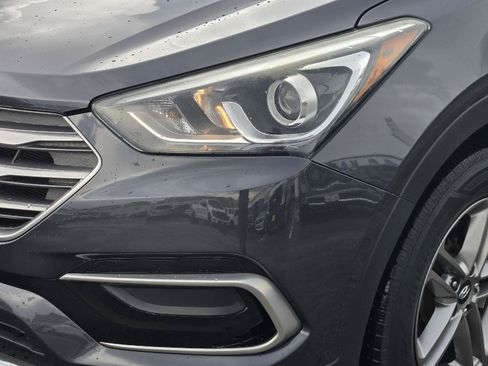 Used 2017 Hyundai Santa Fe Sport FWD image 10