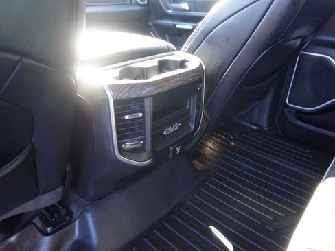 Used 2020 RAM 1500 Laramie image 13