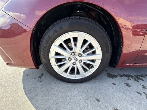 Used 2017 Subaru Impreza 2.0i Limited image 10