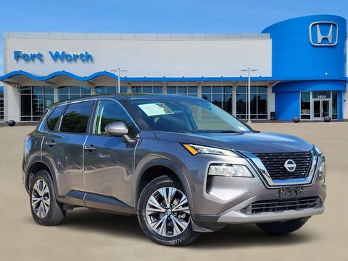 Used 2023 Nissan Rogue SV FWD image 1