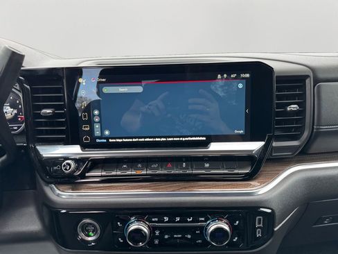 Used 2024 GMC Sierra 1500 Elevation image 18