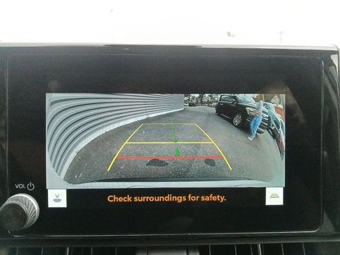 Used 2024 Toyota RAV4 XLE image 22