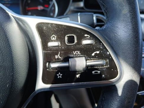 Used 2020 Mercedes-Benz GLC 300 image 26