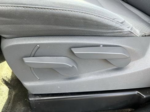 Used 2017 Chevrolet Silverado 1500 Custom w/ Custom Convenience Package image 16