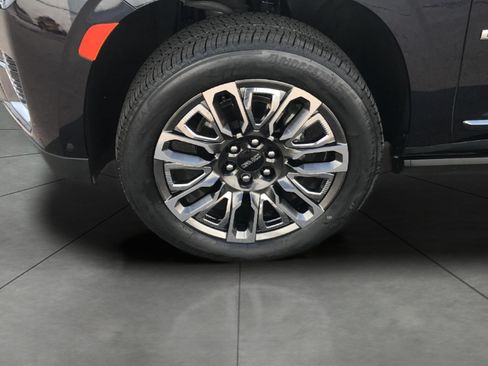 Certified 2023 GMC Yukon Denali Ultimate AWD/4WD image 27