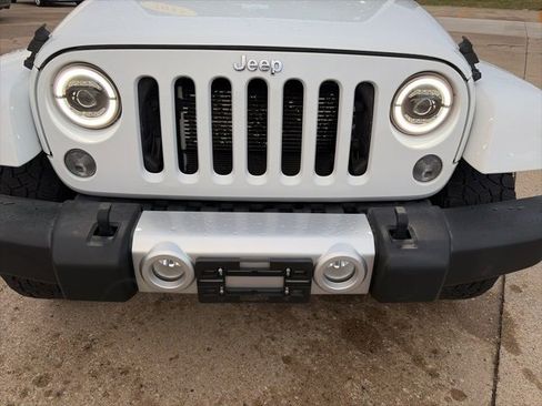 Used 2015 Jeep Wrangler Sahara w/ Dual Top Group image 24