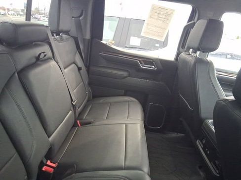 Used 2023 Chevrolet Silverado 1500 RST w/ Convenience Package II AWD/4WD image 7