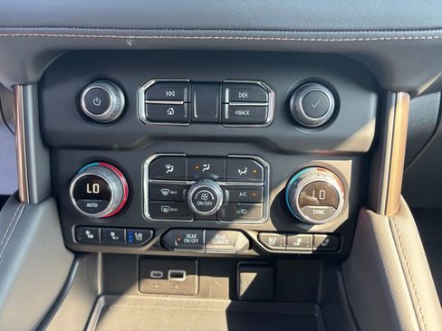 Certified 2024 Chevrolet Tahoe High Country image 17