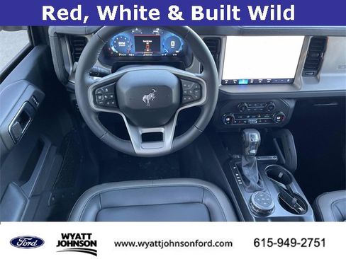 New 2025 Ford Bronco Outer Banks w/ Sasquatch Package image 13