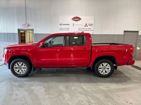 Certified 2023 Nissan Frontier SV w/ SV Convenience Package AWD/4WD image 7