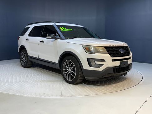 Used 2016 Ford Explorer Sport w/ Equipment Group 401A image 7