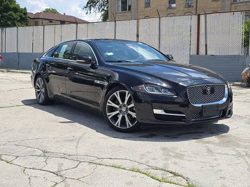 Used 2017 Jaguar XJ L Portfolio AWD/4WD image 1