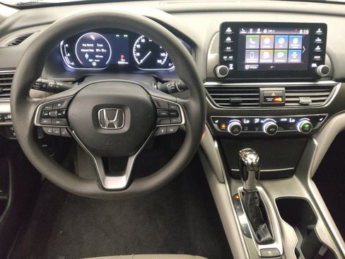 Used 2018 Honda Accord EX image 22