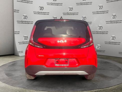 Used 2024 Kia Soul LX w/ Option Group 015 image 4