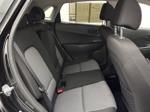 Used 2021 Hyundai Kona SEL w/ Cargo Package image 31