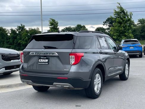 Used 2021 Ford Explorer XLT w/ Equipment Group 202A AWD/4WD image 7