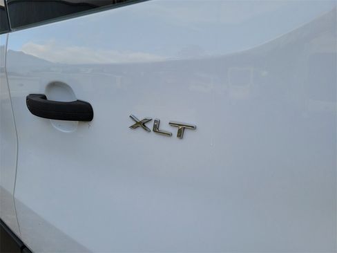 Used 2020 Ford Transit 350 XLT image 8