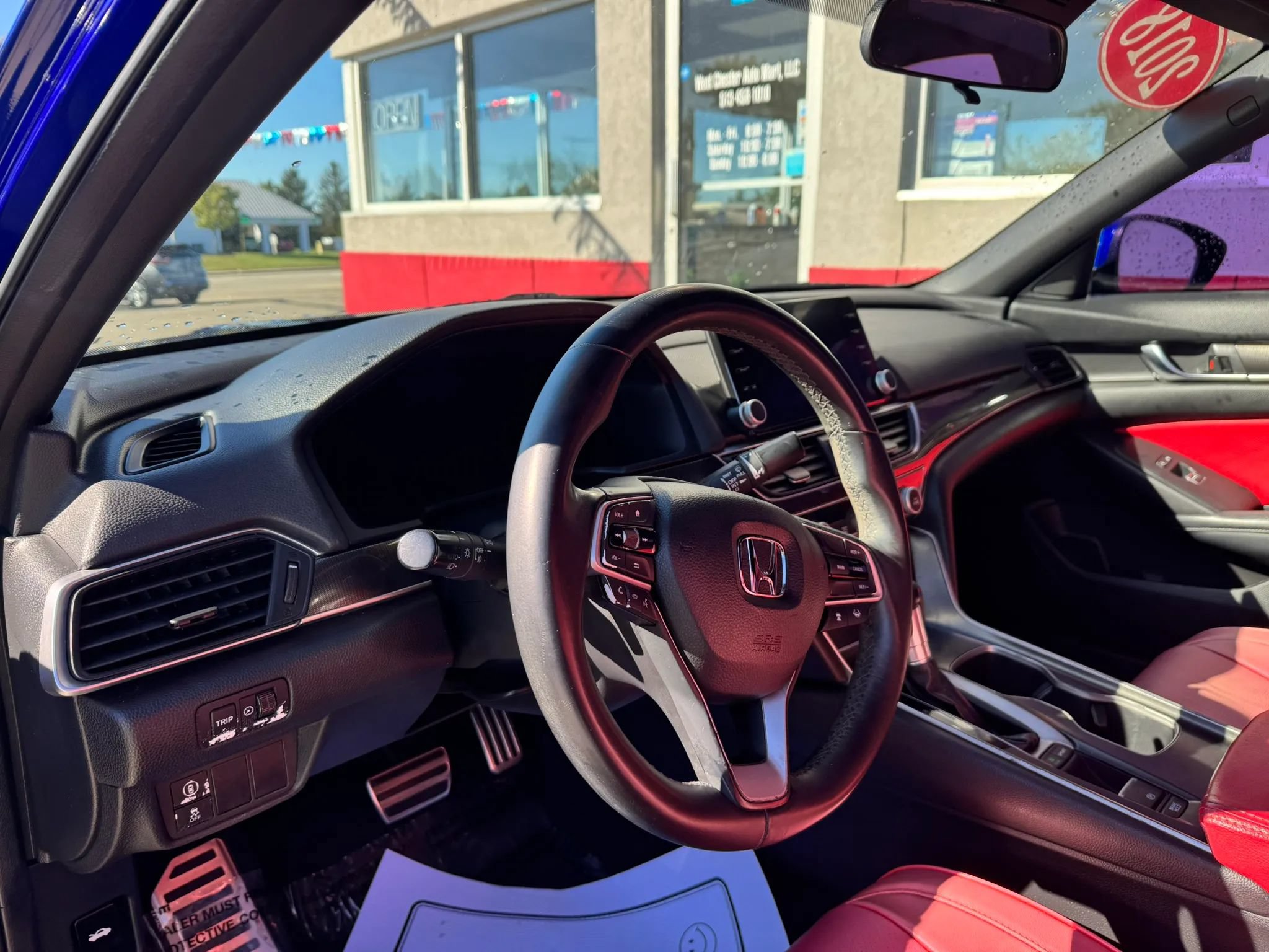 Used 2018 Honda Accord Sport image 8