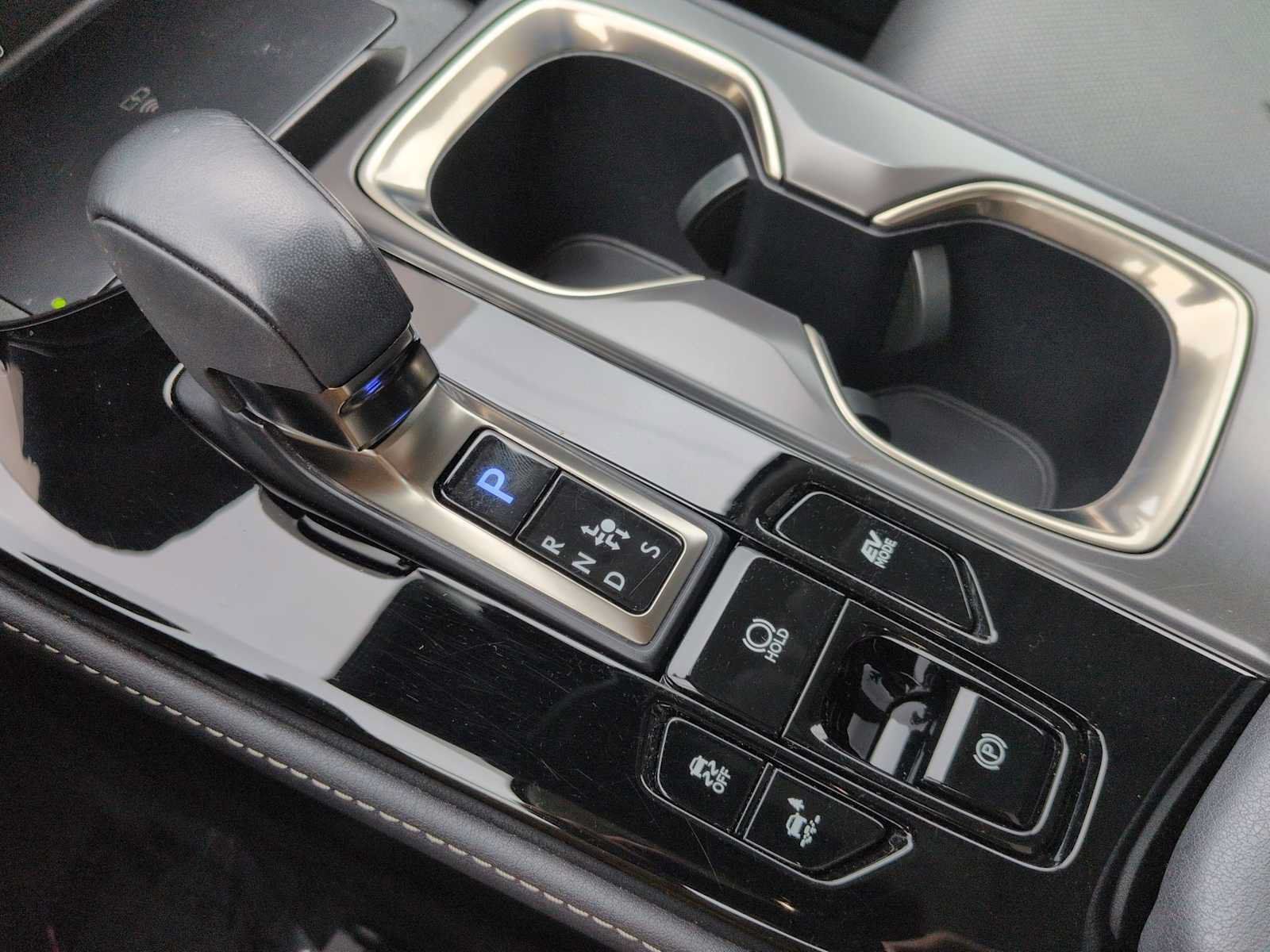 Used 2024 Lexus NX 350h AWD image 34