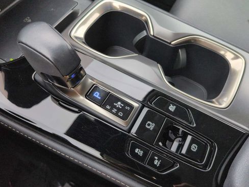 Used 2024 Lexus NX 350h AWD image 34