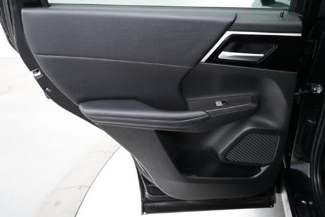 Used 2023 Mitsubishi Outlander SE AWD/4WD image 30