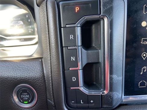 Used 2023 GMC Yukon Denali image 28