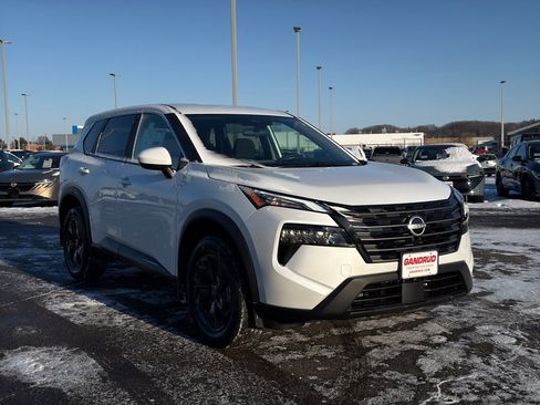 New 2026 Nissan Rogue SV w/ Cold Weather Package image 2