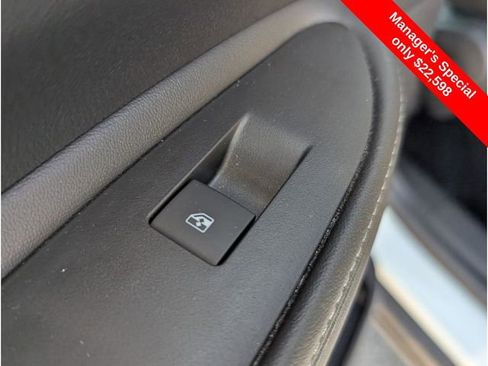 Certified 2022 Buick Encore Preferred w/ Safety Package image 12