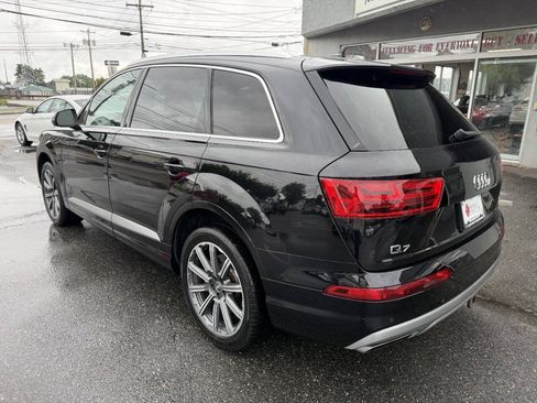 Used 2017 Audi Q7 3.0T Premium Plus w/ Premium Plus Package AWD/4WD image 5