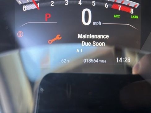 Used 2019 Honda CR-V Touring image 5