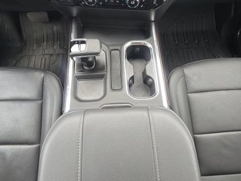 Used 2025 GMC Sierra 1500 SLT w/ SLT Premium Package AWD/4WD image 43