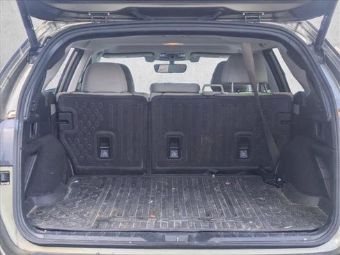 Used 2022 Subaru Outback Premium AWD/4WD image 6