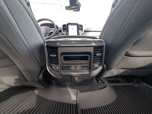 New 2026 RAM 1500 4x4 Crew Cab image 44