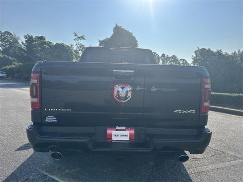 Used 2022 RAM 1500 Limited w/ Body Color Bumper Group image 6
